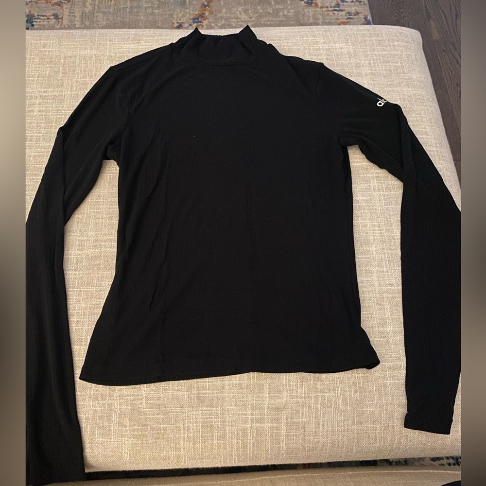ALO ribbed long sleeve mock neck, size XS, black